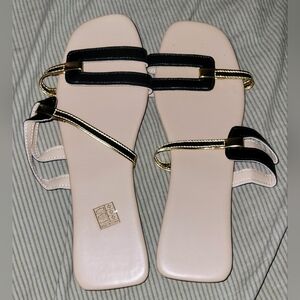 Women's Flat Sandals